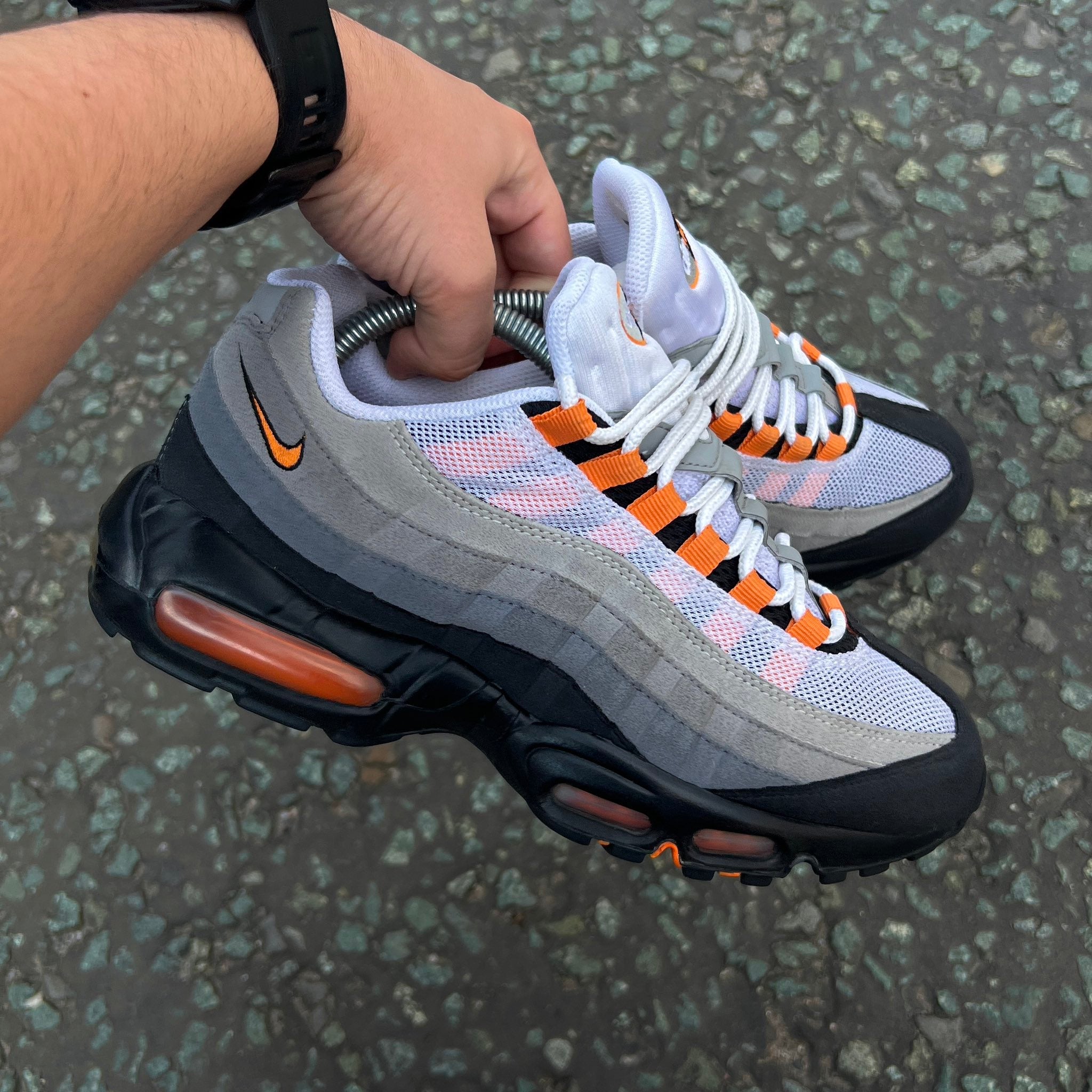 Nike Air Max 95 Bright Mandarin: Retro Vibes met een Frisse Twist