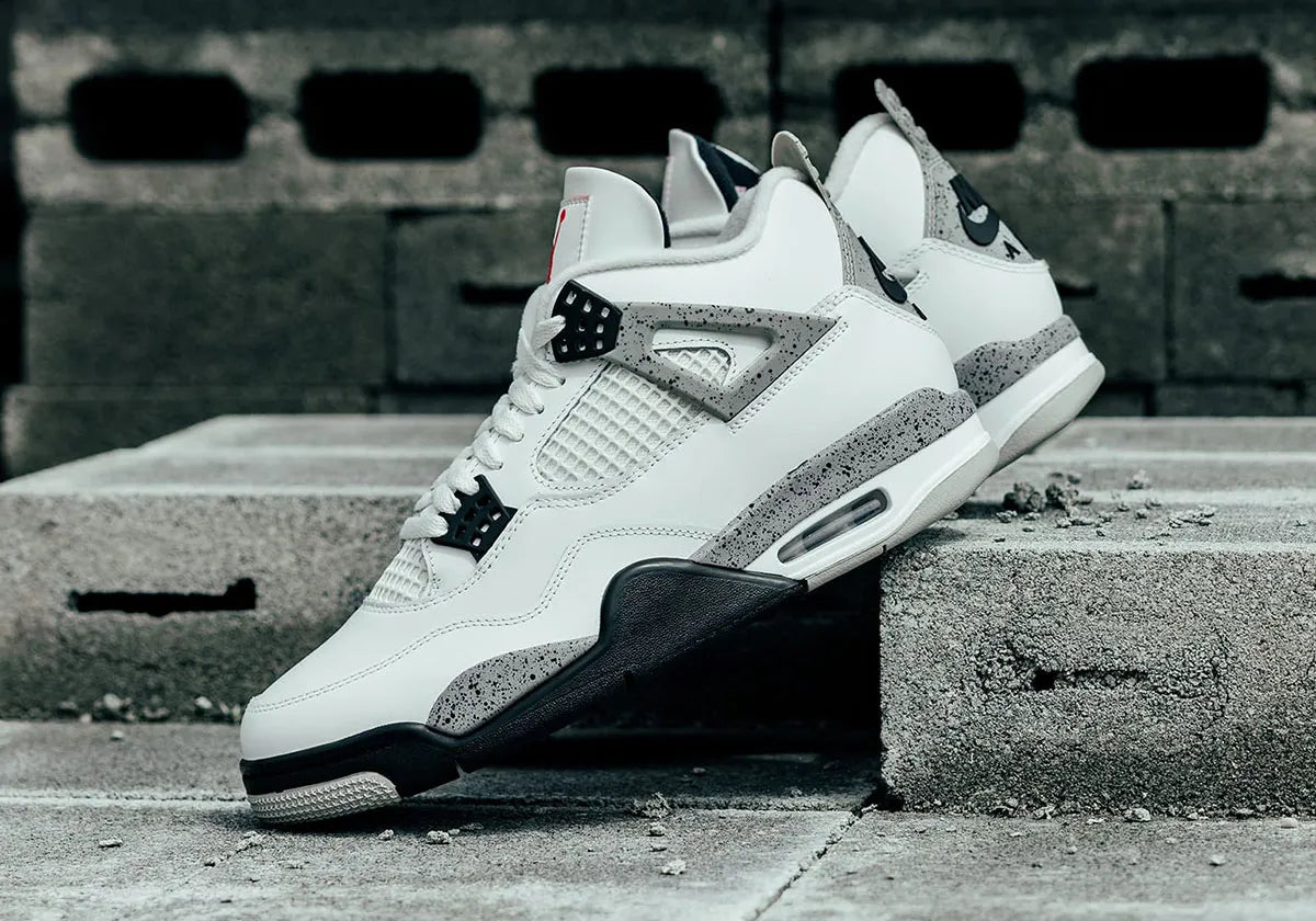 De Air Jordan 4 “White Cement” keert terug in 2025 – en hij is beter dan ooit