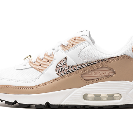 Nike Air Max 90 WMNS "United In Victory"