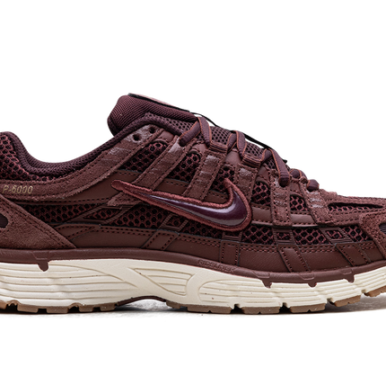 Nike P-6000 SE „Dark Pony Metallic Gold“