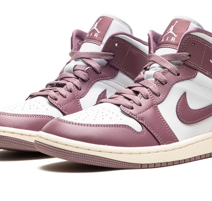 Air Jordan 1 MID WMNS "Mauve"