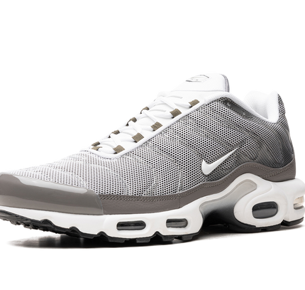Nike Air Max Plus SE "Flat Pewter"