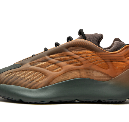 Yeezy 700 V3 "Copper Fade"