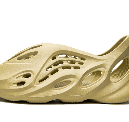 Yeezy Foam Runner "Sulfur"