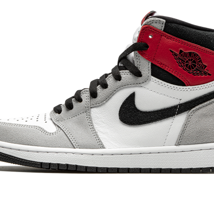 Air Jordan 1 Retro High OG "Light Smoke Grey"