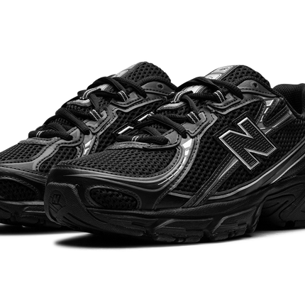 New Balance 740 "Black Silver"