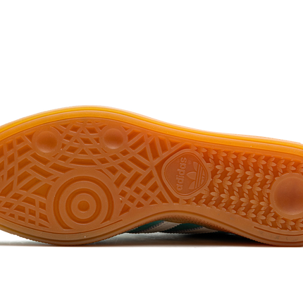 Handball Spezial "Sporty & Rich - Green"