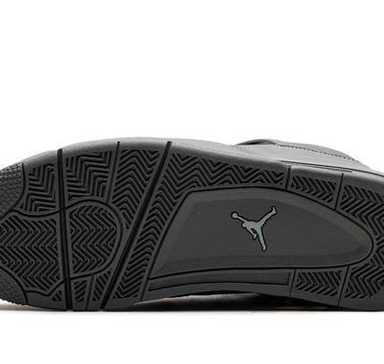 Air Jordan 4 „Wet Cement“