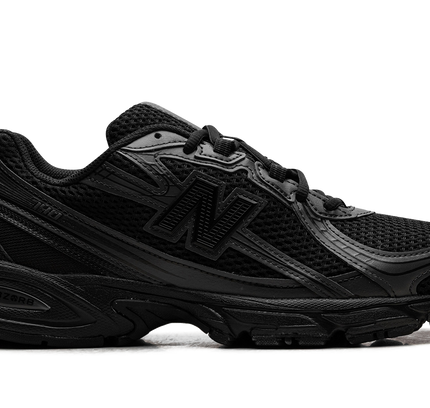 New Balance 740 "Triple Black"