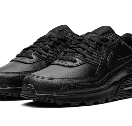 Nike Air Max 90 "Triple Black"