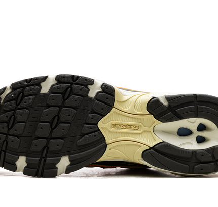 New Balance 740 "Concepts - Saignée"