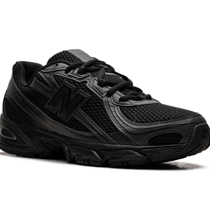 New Balance 740 "Triple Black"