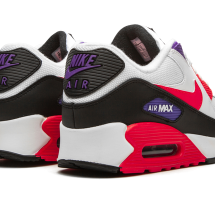 Nike Air Max 90 "Essential"