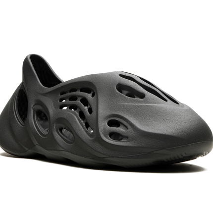 Yeezy Foam Runner "Carbon"