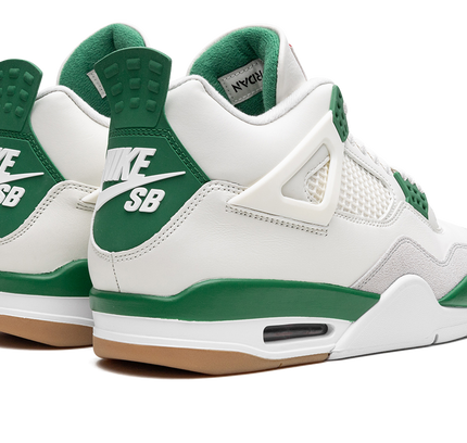 Air Jordan 4 Retro SB „Pine Green“