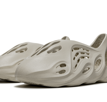 Yeezy Foam Runner "Sand"