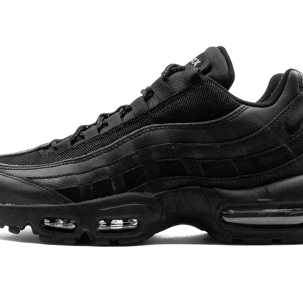Nike Air Max 95 Essential "Triple Black"