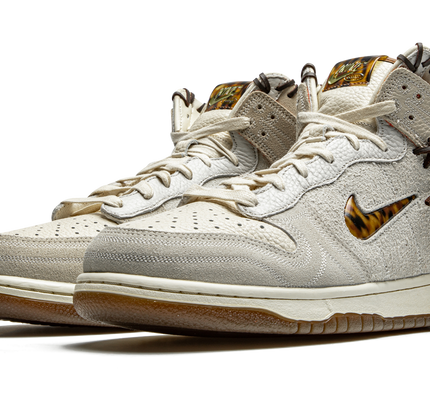 Nike Dunk High "Bodega - Friends & Family"