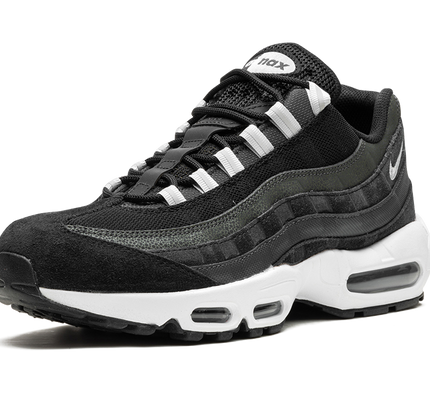 Nike Air Max 95 "Black / Pure Platinum"