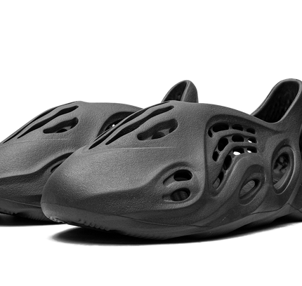 Yeezy Foam Runner "Onyx"