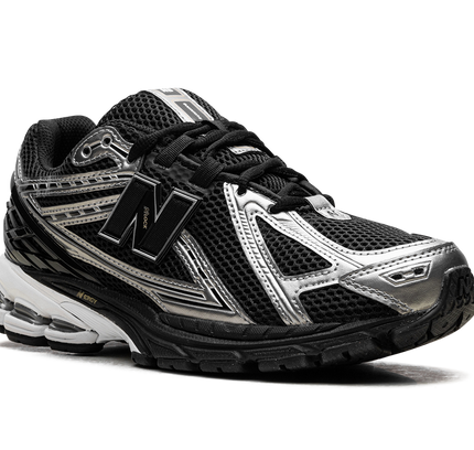 New Balance 1906R „Schwarz Grau Weiß“