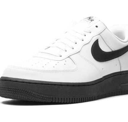 Nike Air Force 1 '07