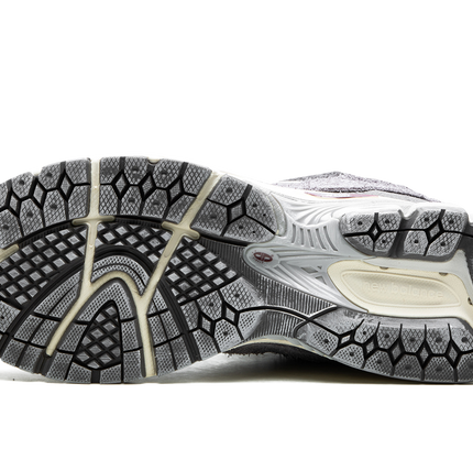 New Balance 2002R "Lunar New Year - Zinc"