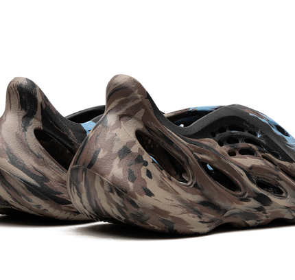 Yeezy Foam Runner "MX Brown Blue"