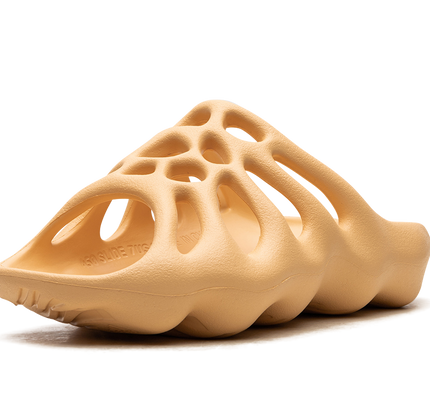 Yeezy 450 Slide "Cream"