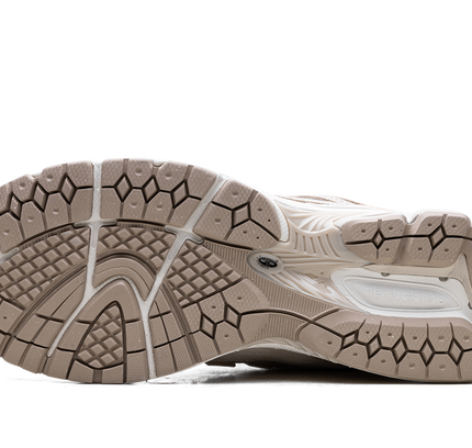 New Balance 1906F "Timber Wolf"