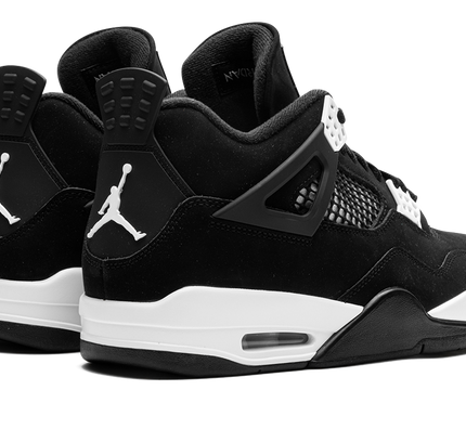 Air Jordan 4 „Weißer Donner“