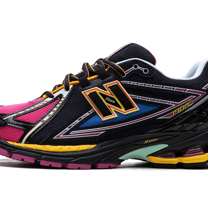 New Balance 1906 "Schwarz/Pink"