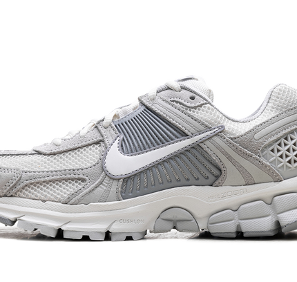 Nike Zoom Vomero 5 WMNS "Pure Platinum"