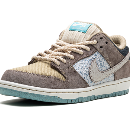 Nike Dunk SB Low "Big Money Savings"