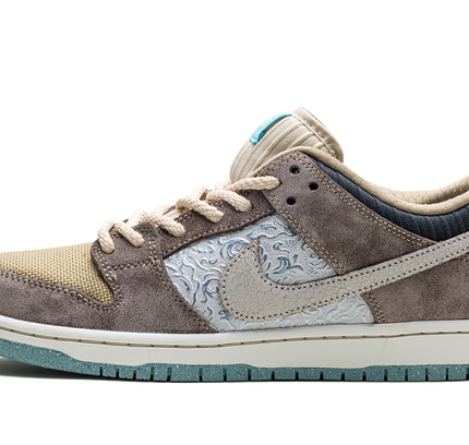 Nike Dunk SB Low "Big Money Savings"