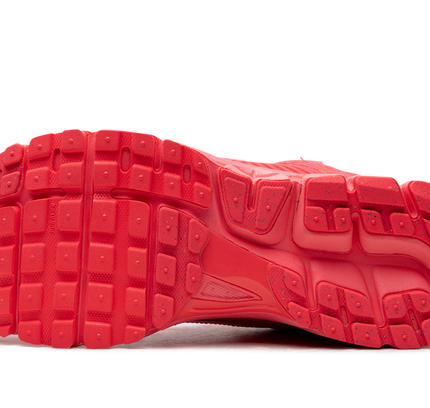 Nike Zoom Vomero 5 "Hot Punch"