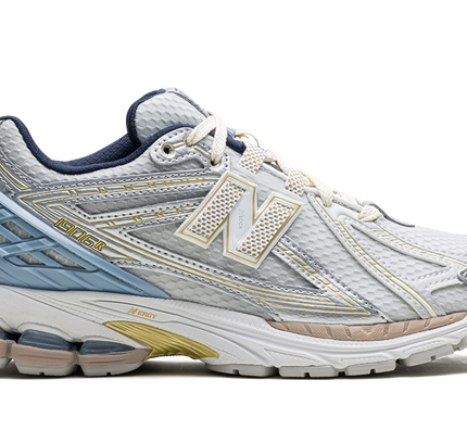 New Balance 1906R "Kith - Weiß"