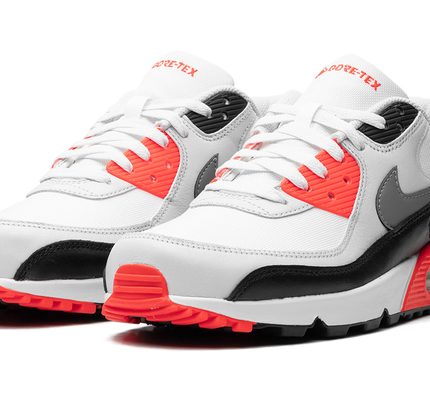 Nike Air Max 90 Gore-Tex "Infrared"