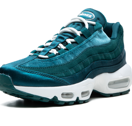 Nike Air Max 95 MNS WMNS "Green Velvet"
