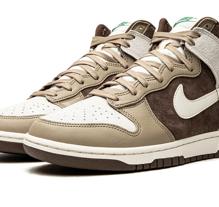 Nike Dunk High "Light Chocolate"