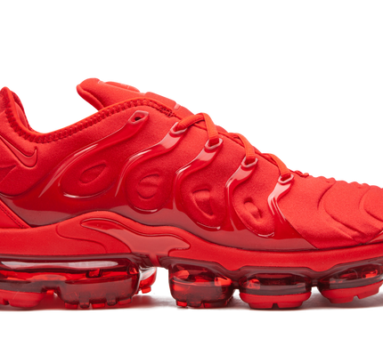 Nike Air VaporMax Plus "TRIPLE RED"