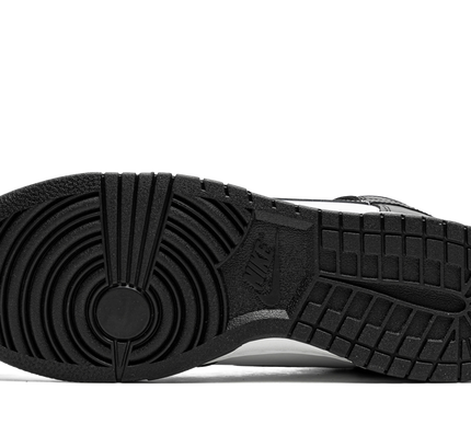 Nike Dunk High Retro "Panda - Black / White"