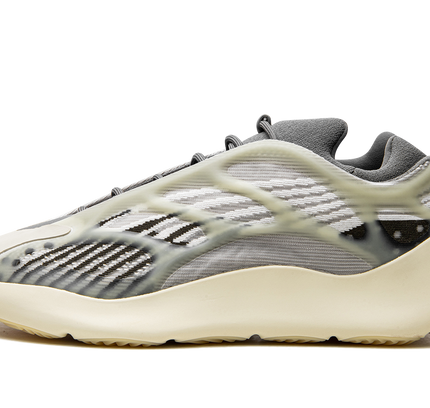 Yeezy 700 V3 "Fade Salt"