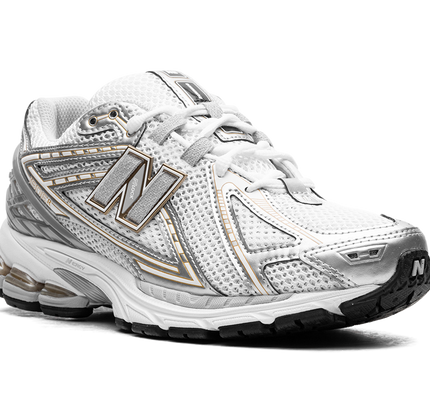 New Balance 1906R „Weiße Regenwolke Silber Metallic“