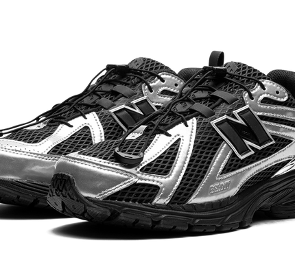 New Balance 1906R „The Basement Schwarz Silber“