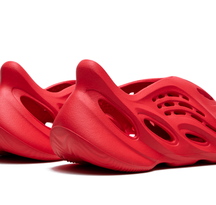 Yeezy Foam Runner "Vermillion"