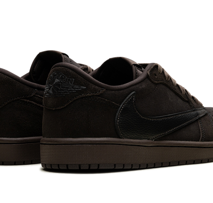 Air Jordan 1 Low OG "Travis Scott - Velvet Brown"