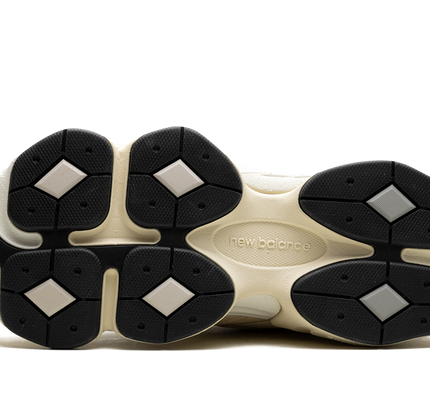 New Balance 9060 "Calcium"