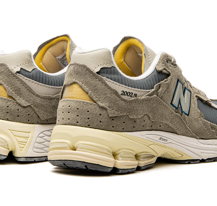 New Balance 2002R "Protection Pack - Mirage Gray"