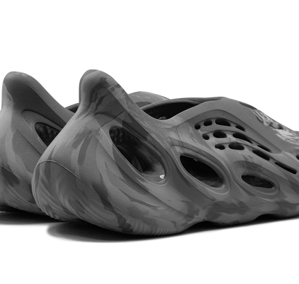 Yeezy Foam Runner "MX Granite"